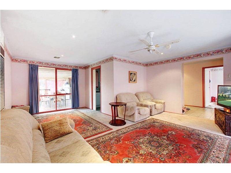 7 Magnolia Blvd, Meadow Heights VIC 3048