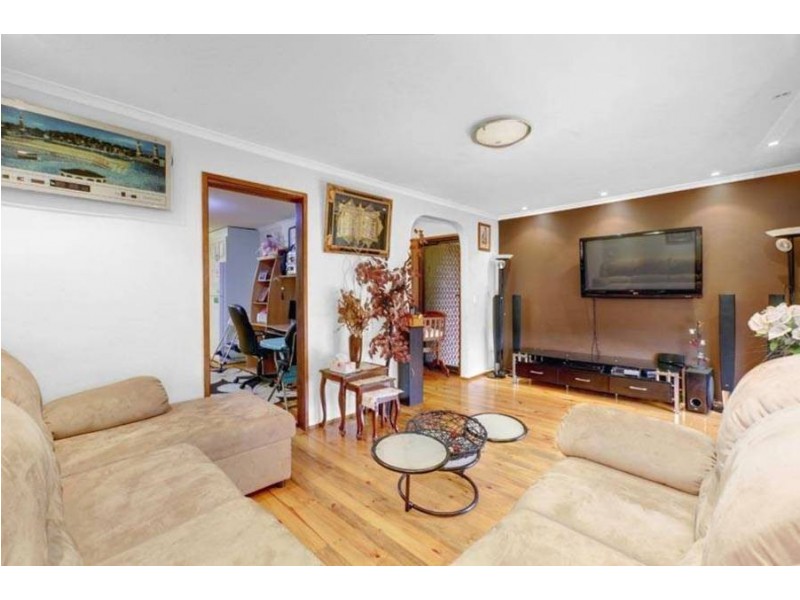 1/20 Ashleigh Crescent, Meadow Heights VIC 3048