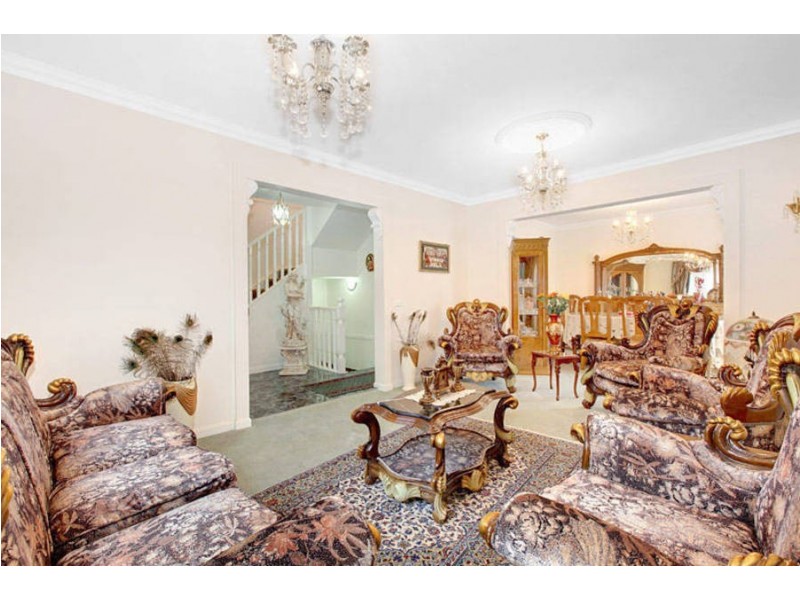 7 Nairn Court, Greenvale VIC 3059