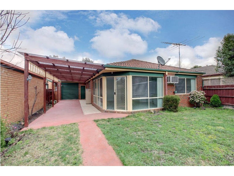 13 Sherwin Place, Roxburgh Park VIC 3064