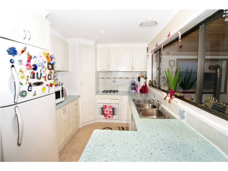 46 Woodburn Crescent, Meadow Heights VIC 3048