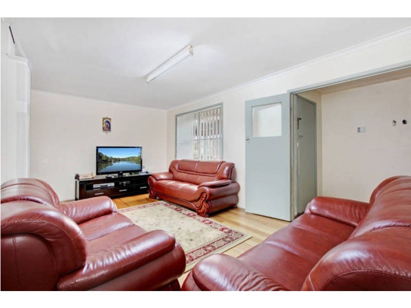 45 Crossley Crescent, Coolaroo VIC 3048