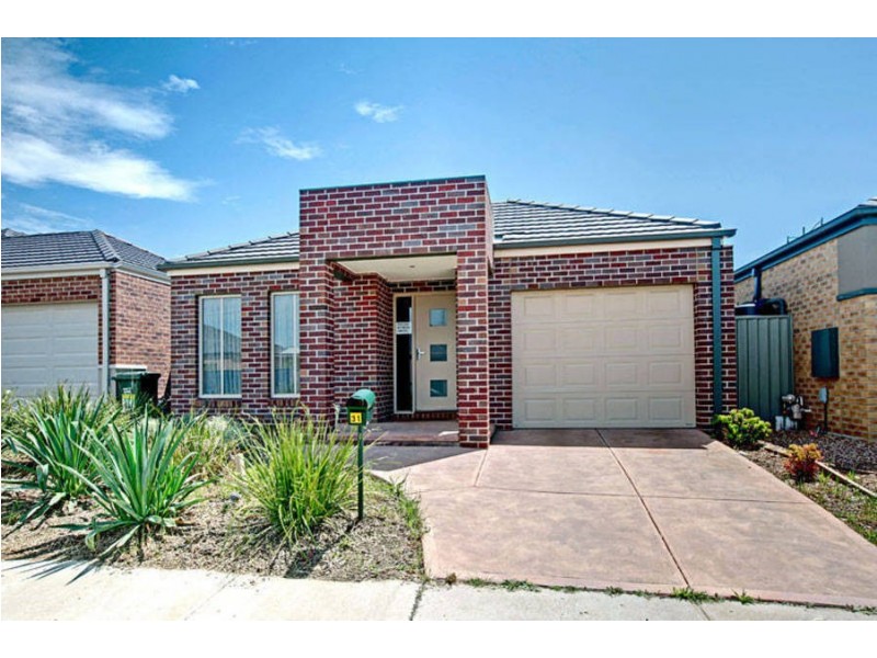 31 Flagstaff Loop, Craigieburn VIC 3064