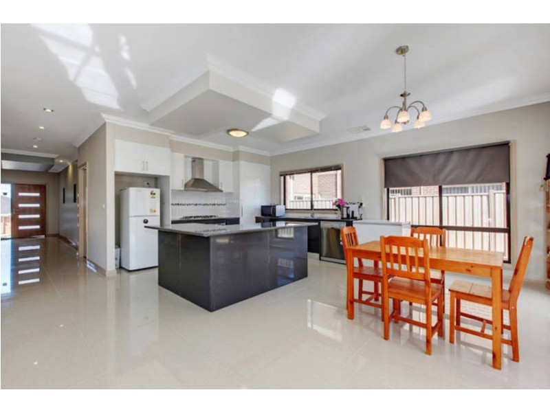 3 Jirrahlinga Terrace, Craigieburn VIC 3064