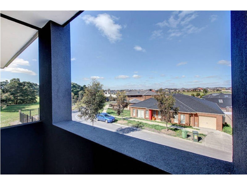 3 Jirrahlinga Terrace, Craigieburn VIC 3064