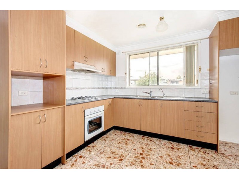 6 Yinnar Street, Dallas VIC 3047