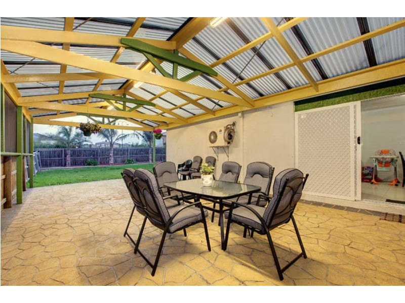 7 Angus Court, Roxburgh Park VIC 3064