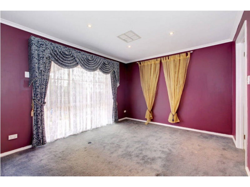 28 Banksia Place, Meadow Heights VIC 3048