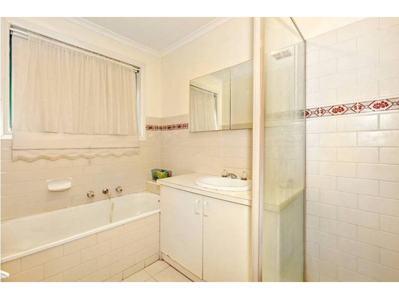 56 Eucalyptus Place, Meadow Heights VIC 3048