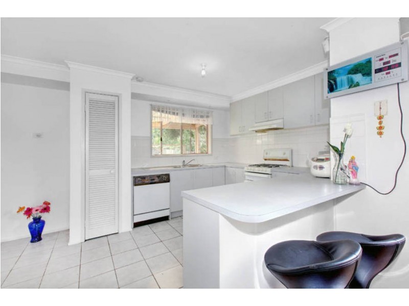 16 Heath Place, Meadow Heights VIC 3048