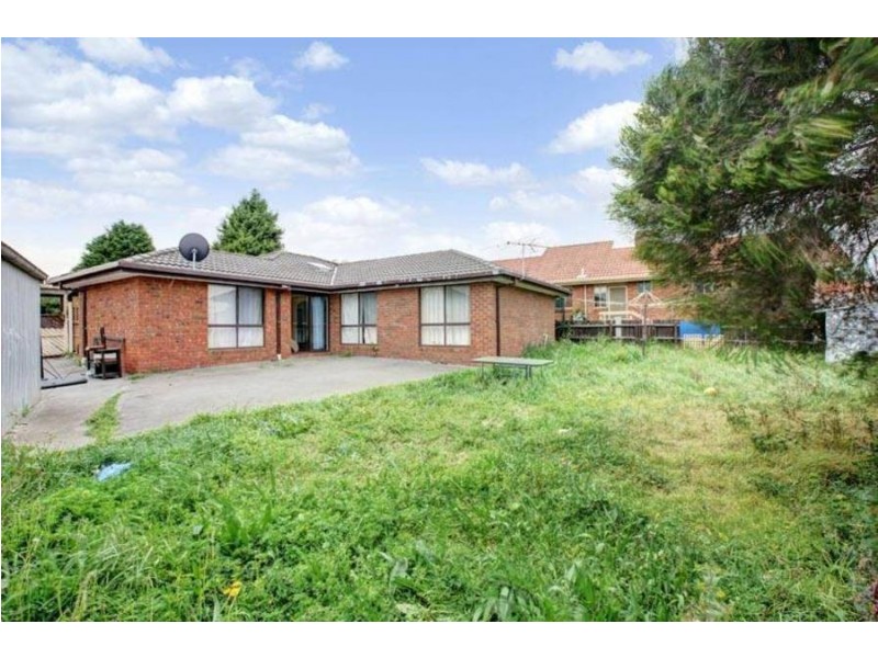 12 Woods Close, Meadow Heights VIC 3048