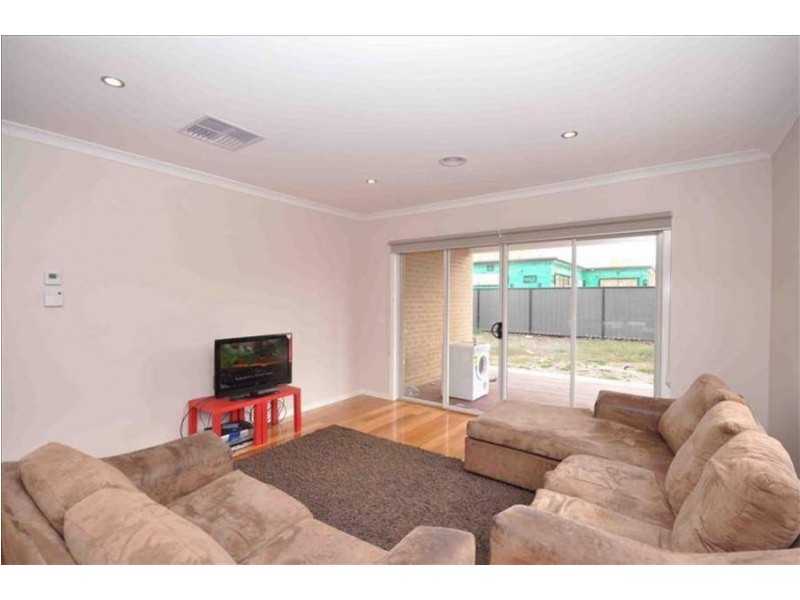 5 Parkhaven Street, Craigieburn VIC 3064