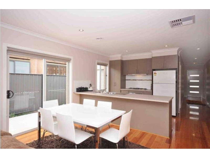 5 Parkhaven Street, Craigieburn VIC 3064