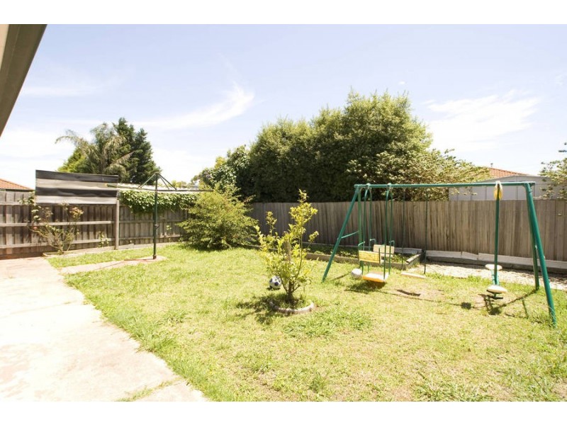 11 Lawry Place, Meadow Heights VIC 3048