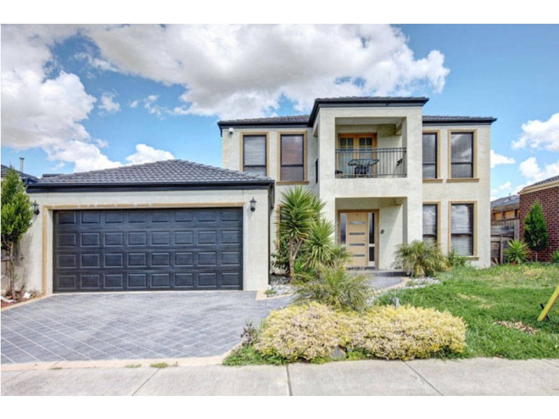 99 Hayfield Road, Roxburgh Park VIC 3064