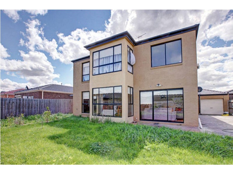 99 Hayfield Road, Roxburgh Park VIC 3064