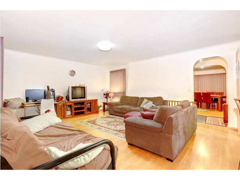 10 Binnak Court, Meadow Heights VIC 3048