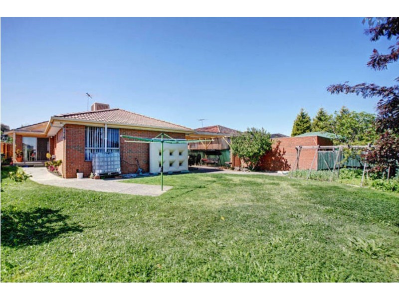 49 Tarcoola Avenue, Meadow Heights VIC 3048