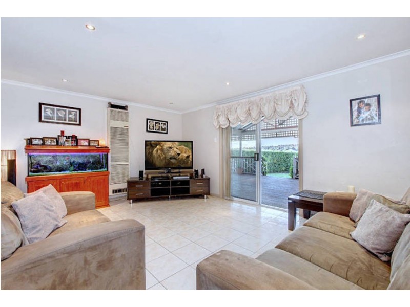 8B Nash Court, Meadow Heights VIC 3048