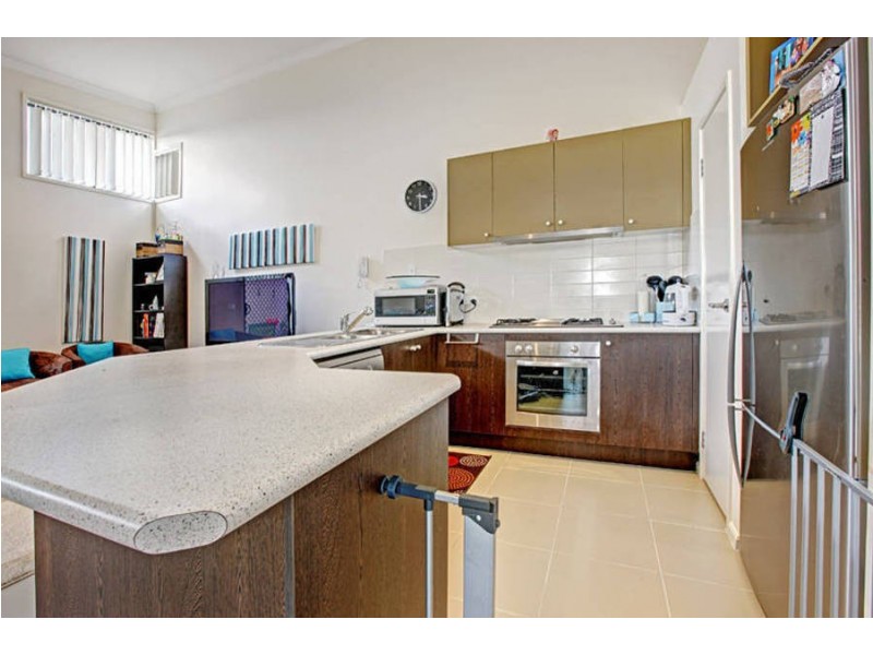 3/2-10 Creekwood Drive, Craigieburn VIC 3064