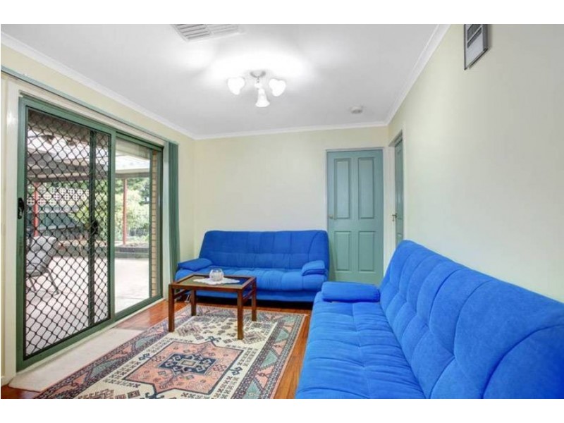 16 Benaud Close, Meadow Heights VIC 3048