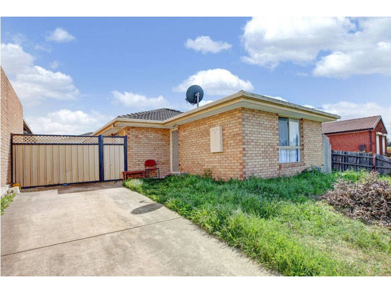 1/10 Dillwynia Place, Meadow Heights VIC 3048