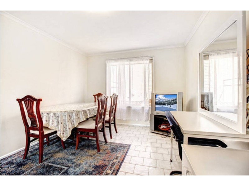 1/10 Dillwynia Place, Meadow Heights VIC 3048