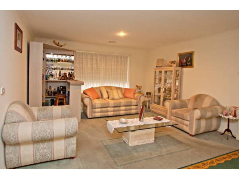 16 Orion Way, Roxburgh Park VIC 3064