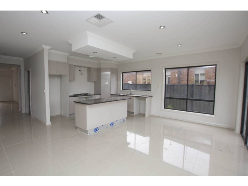 268 Waterview Blvd, Craigieburn VIC 3064