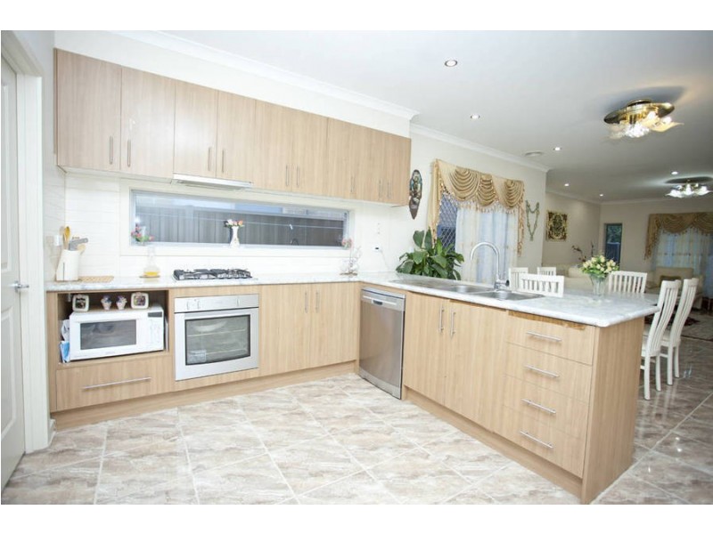 21 Acland Street, Craigieburn VIC 3064