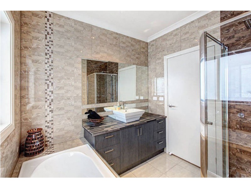 28 Conservation Drive, Craigieburn VIC 3064