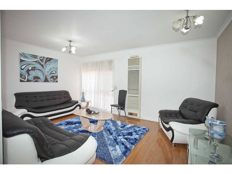 18 Gimlet Close, Meadow Heights VIC 3048