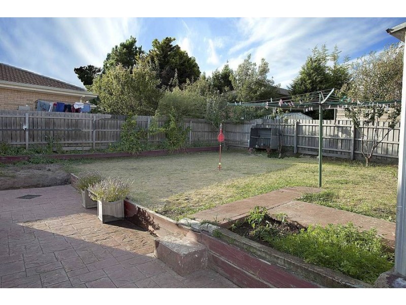 18 Gimlet Close, Meadow Heights VIC 3048