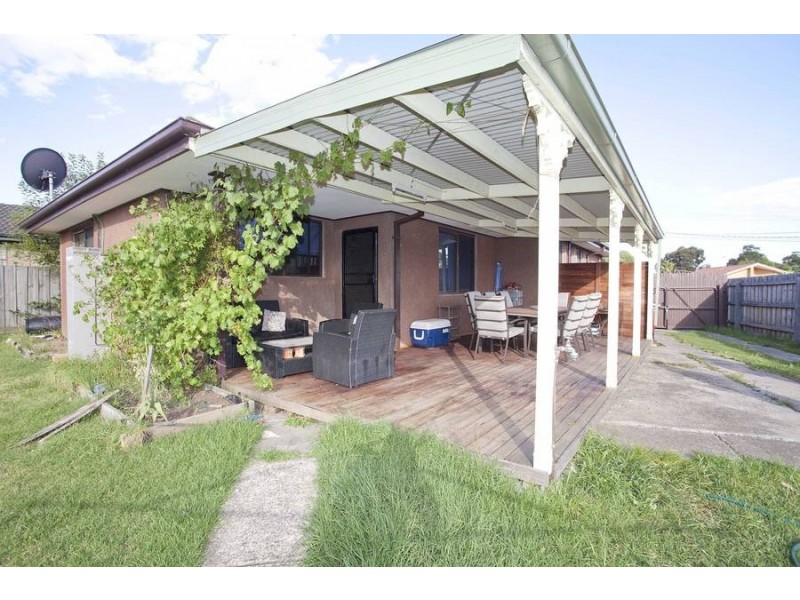 11 Sandford Court, Meadow Heights VIC 3048