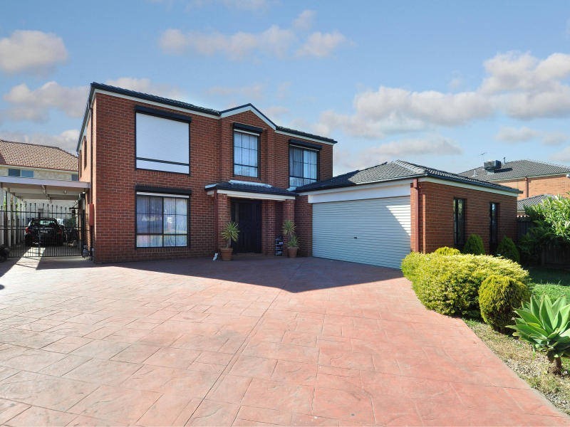 28  Salween Crescent, Roxburgh Park VIC 3064