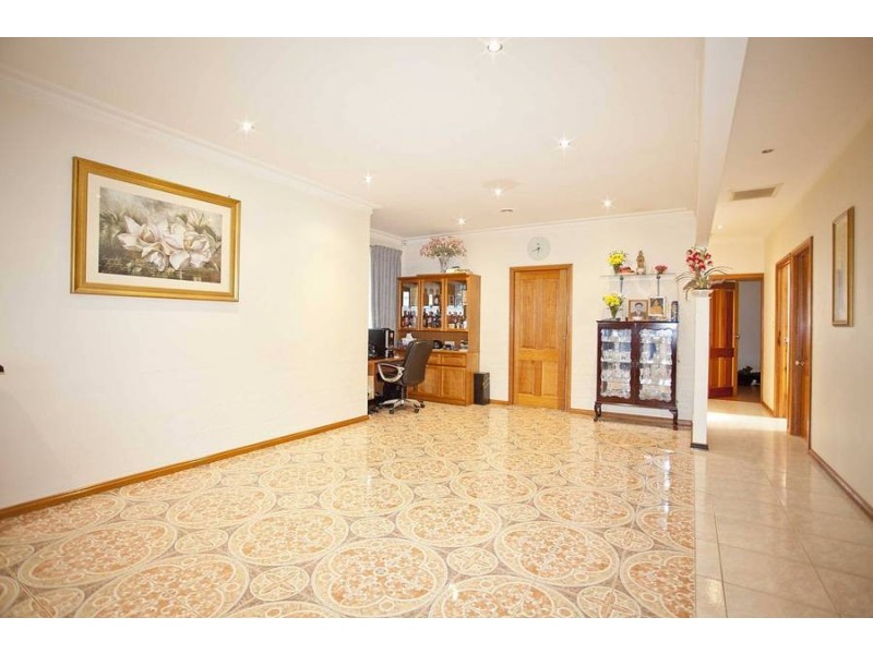 3 Bradman Drive, Meadow Heights VIC 3048