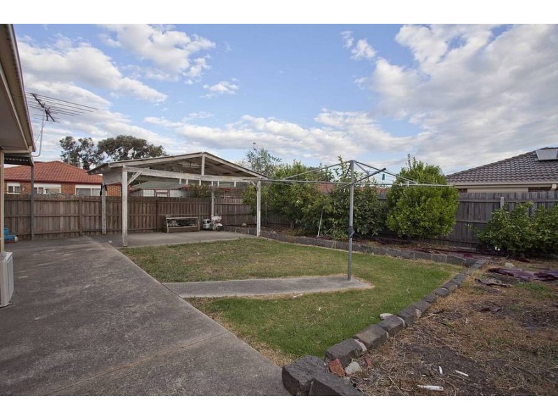 3 Bradman Drive, Meadow Heights VIC 3048