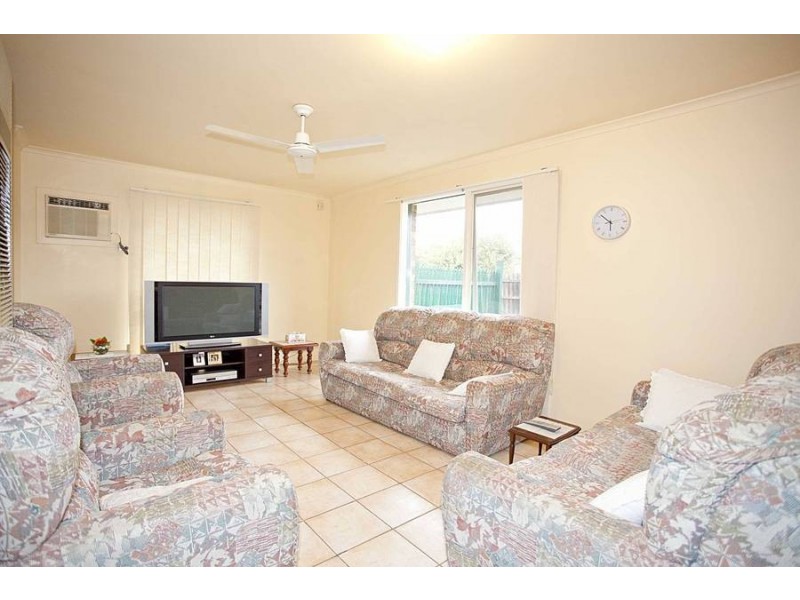 25 Harvey Court, Roxburgh Park VIC 3064