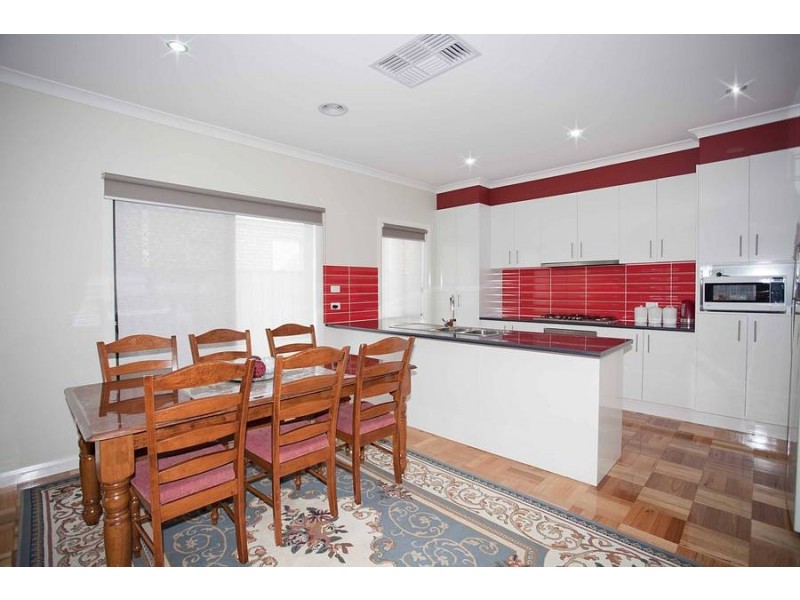 29 Glenbrae Street, Craigieburn VIC 3064