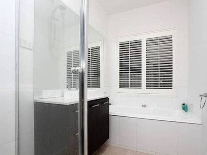 5  Laguna Place, Craigieburn VIC 3064