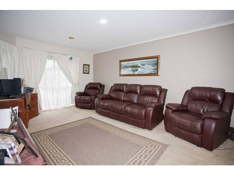 10 Bootie Court, Roxburgh Park VIC 3064