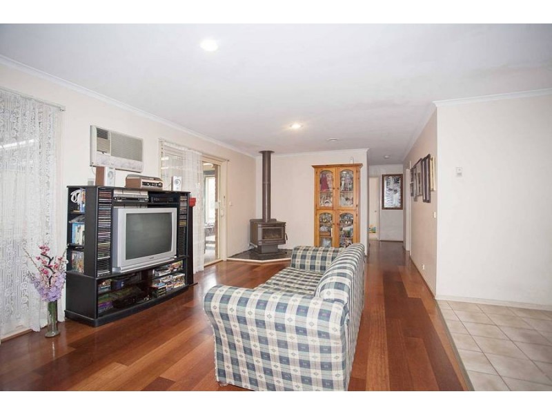 10 Bootie Court, Roxburgh Park VIC 3064