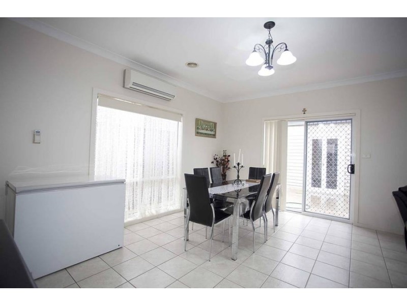 50 Statesman Avenue, Roxburgh Park VIC 3064