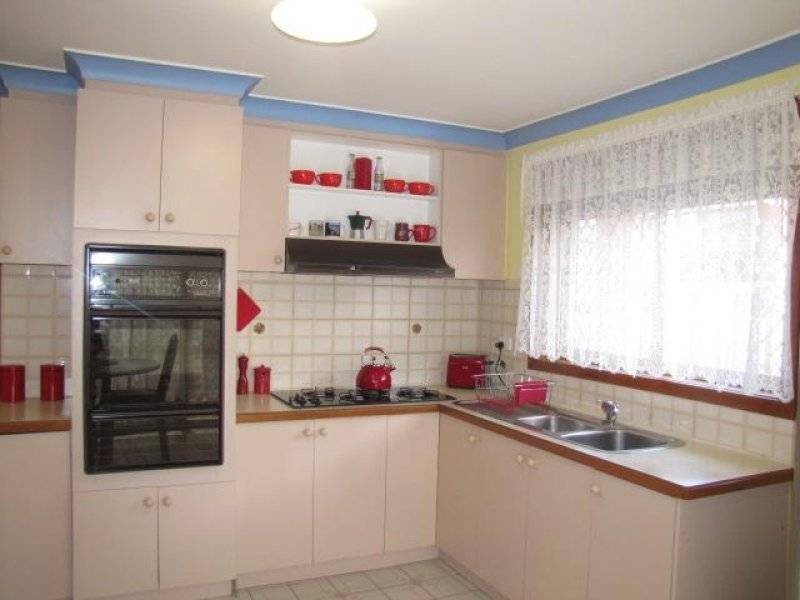 9A Rocklands Rise, Meadow Heights VIC 3048