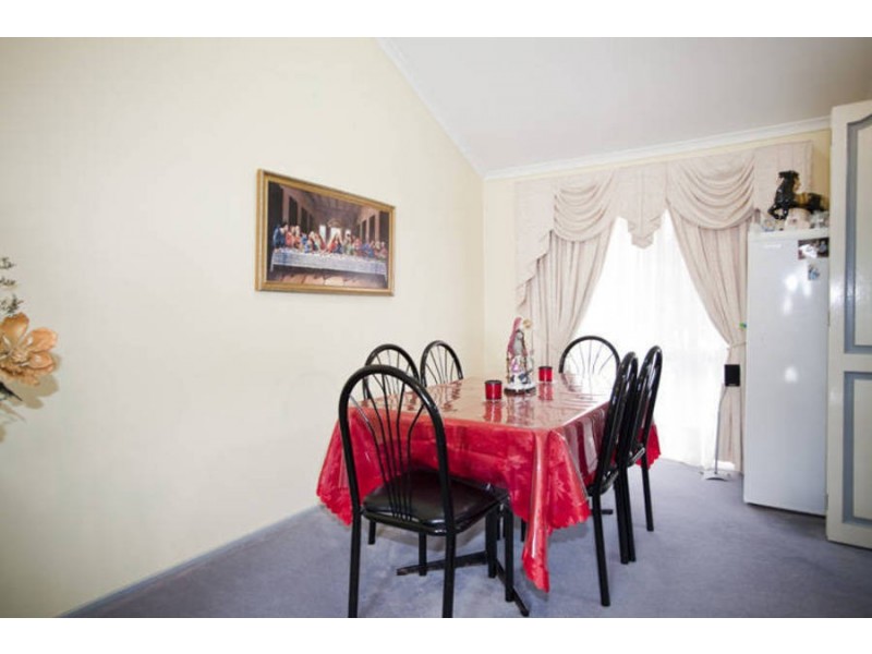 7 Hopkins Way, Meadow Heights VIC 3048