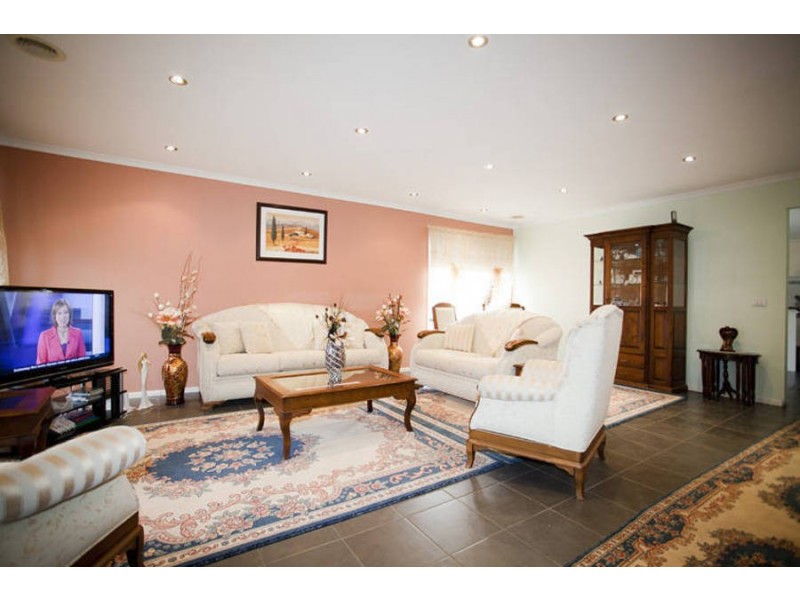 3 Brookside Court, Craigieburn VIC 3064