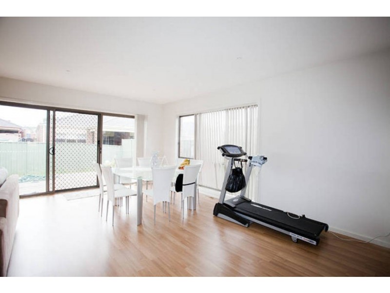 22 Kooyong Court, Craigieburn VIC 3064