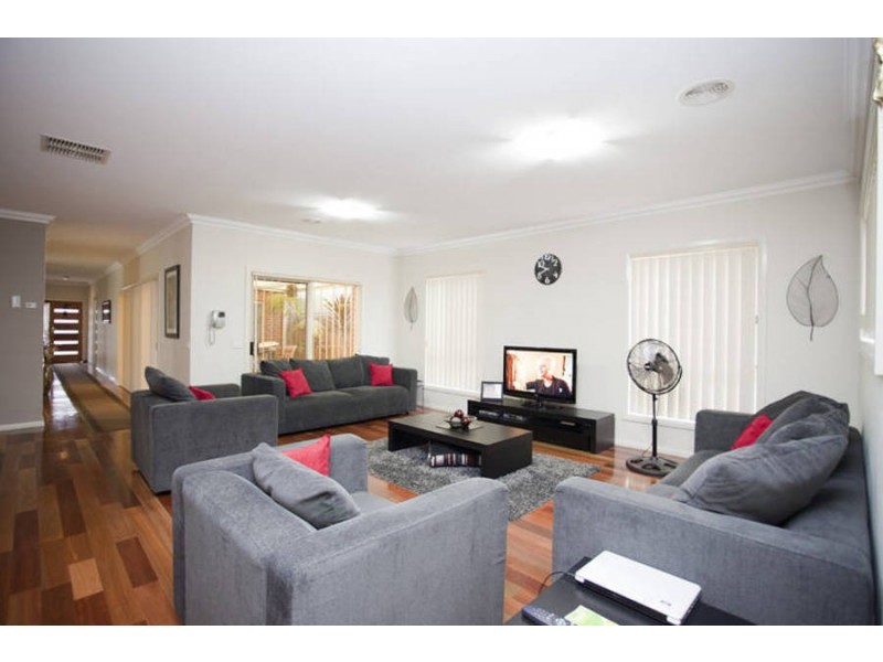 14 Darlington Court, Roxburgh Park VIC 3064