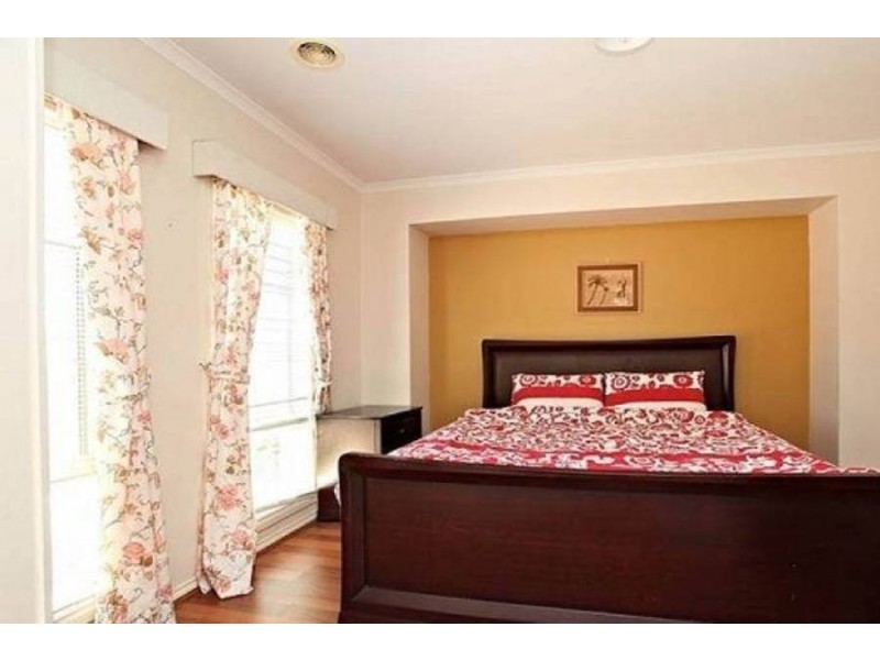 17 Hemsworth Court, Roxburgh Park VIC 3064