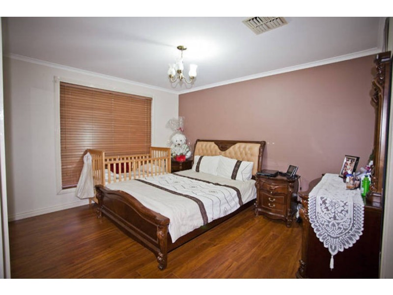 9 Wilga Court, Meadow Heights VIC 3048